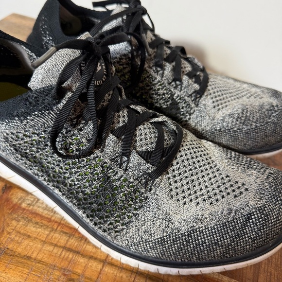 Nike Free Run Flyknit, Womens 12 - Picture 2 of 8
